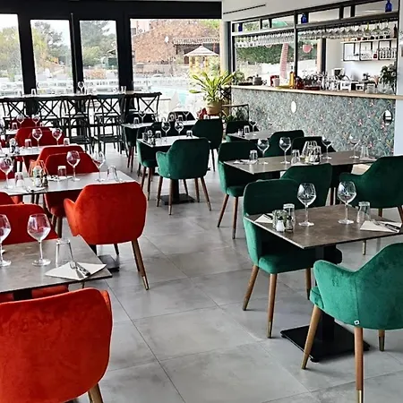 Traum Mit Meerblick Dom wakacyjny Saint-Raphaël