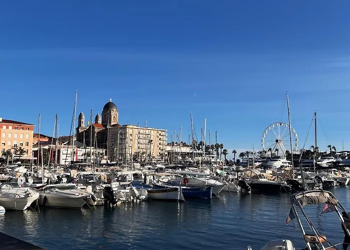 Prázdninový dům Traum Mit Meerblick Saint-Raphaël